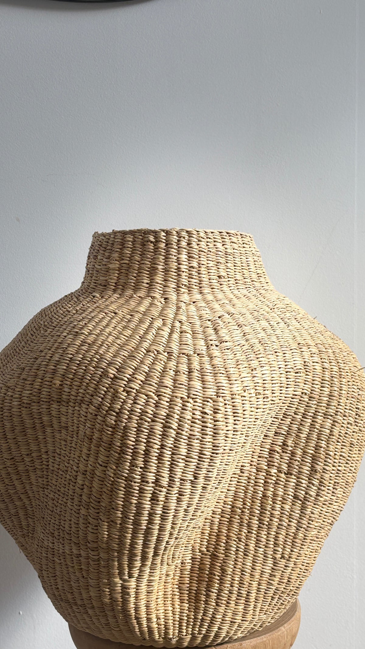 Panier décoratif asymétrique - OSIER